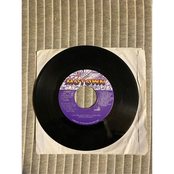 Vintage 1984 Motown Stevie wonder vinyl - Picture 2 of 5